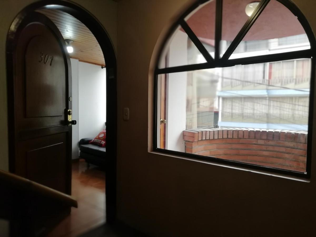 En Edificio Ginebra Manizales * La Linda